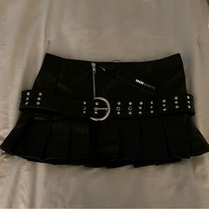 Fashionnova leather pleated mini skirt